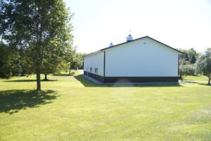 RAM 18-426 Back of building with large grass lawn