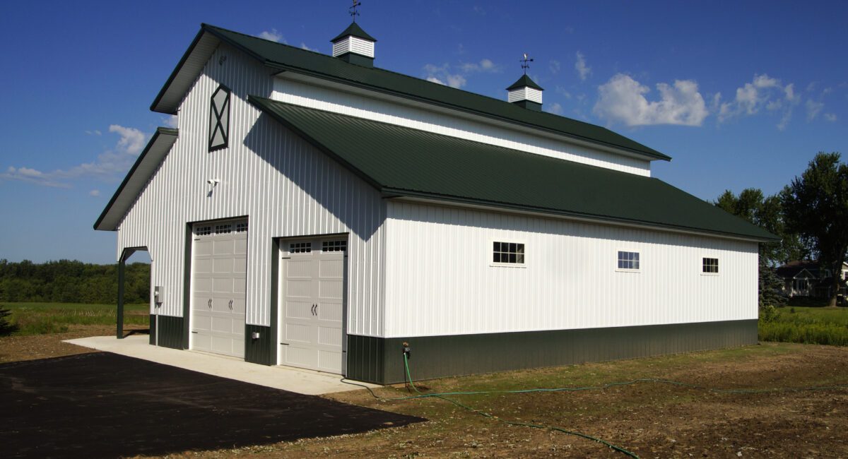 RAM 19-471 Right angle showing front of building and side