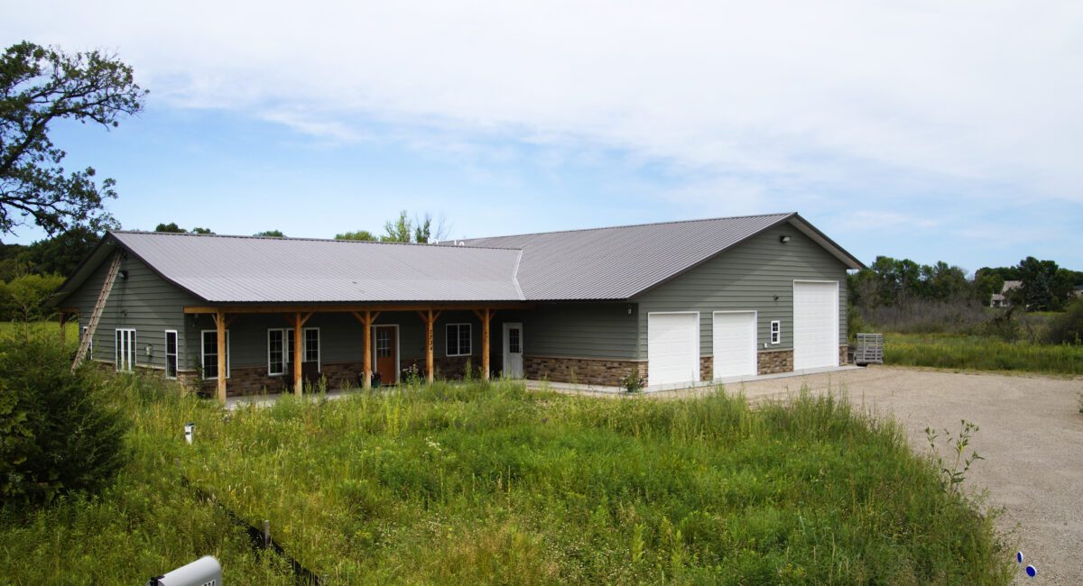 RAM 19-481 Front left angle of building with long grassy front lawn