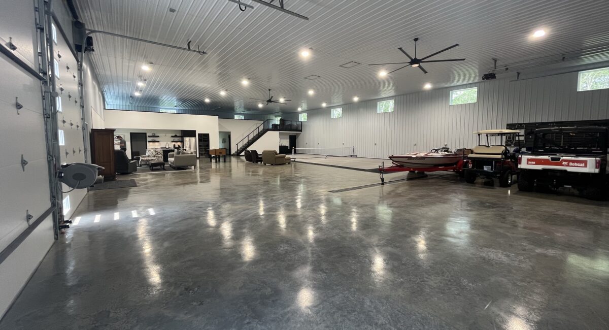RAM 22-377 Interior of storage/garage space