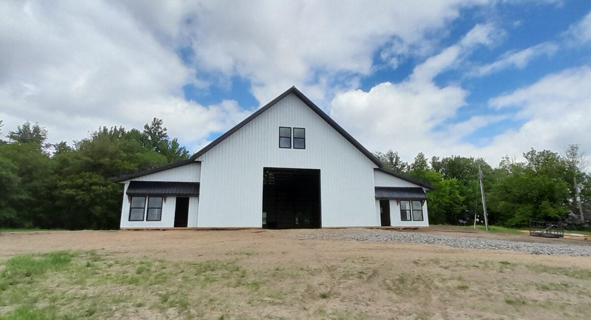 RAM 23-816 Front view of building